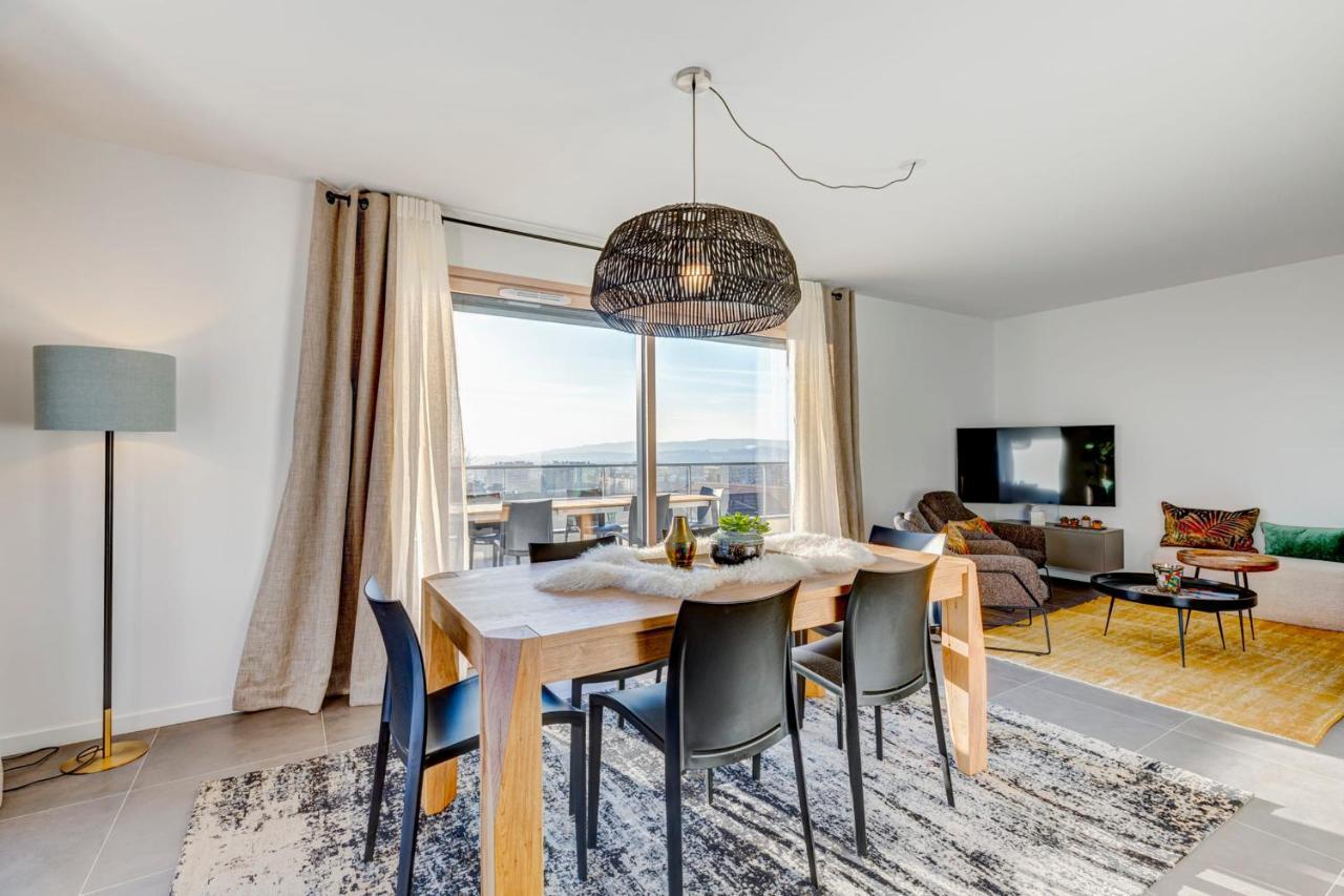 Serenity - 3 Bedroom Top Floor Apartment Parking & Lake View Terrace Annecy Eksteriør bilde